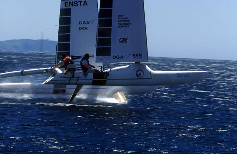 Catamaran Techniques Avancées