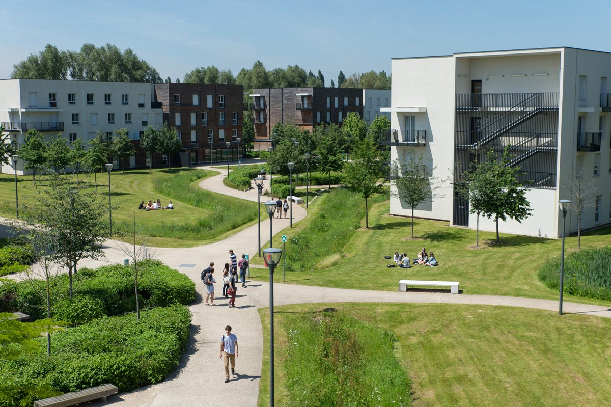 Vue extérieure du campus ENSTA Paris