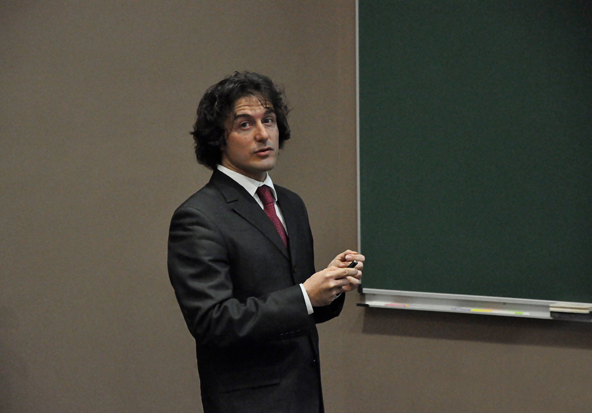 Davide Boschetto, enseignant-chercheur de l'ENSTA Paris en physique quantique
