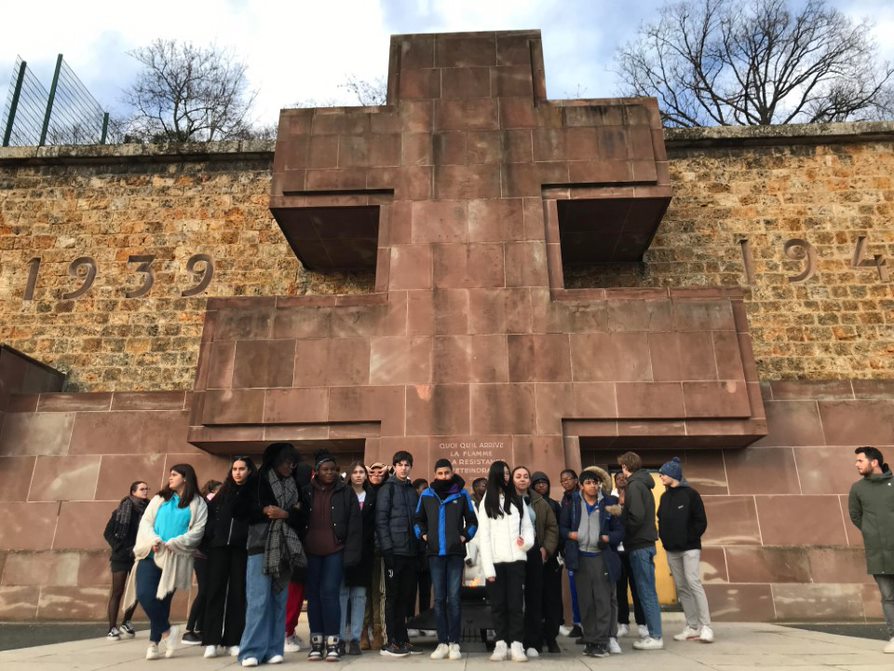 Visite au Mont-Valérien dans le cadre de la Cordée de la réussite Talents d'Avenir d'ENSTA Paris