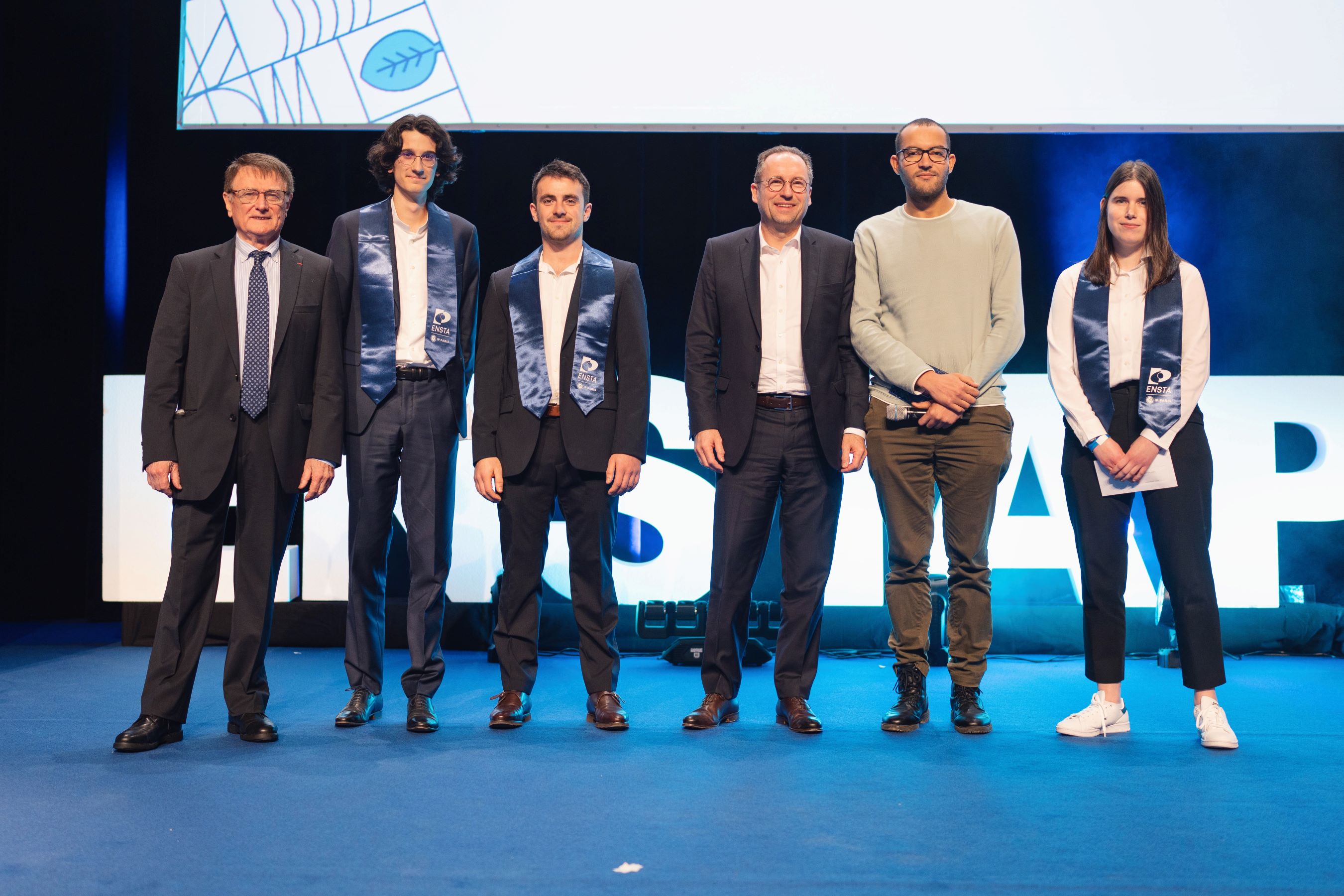 Remise des prix des meilleurs Projets de fin d'études