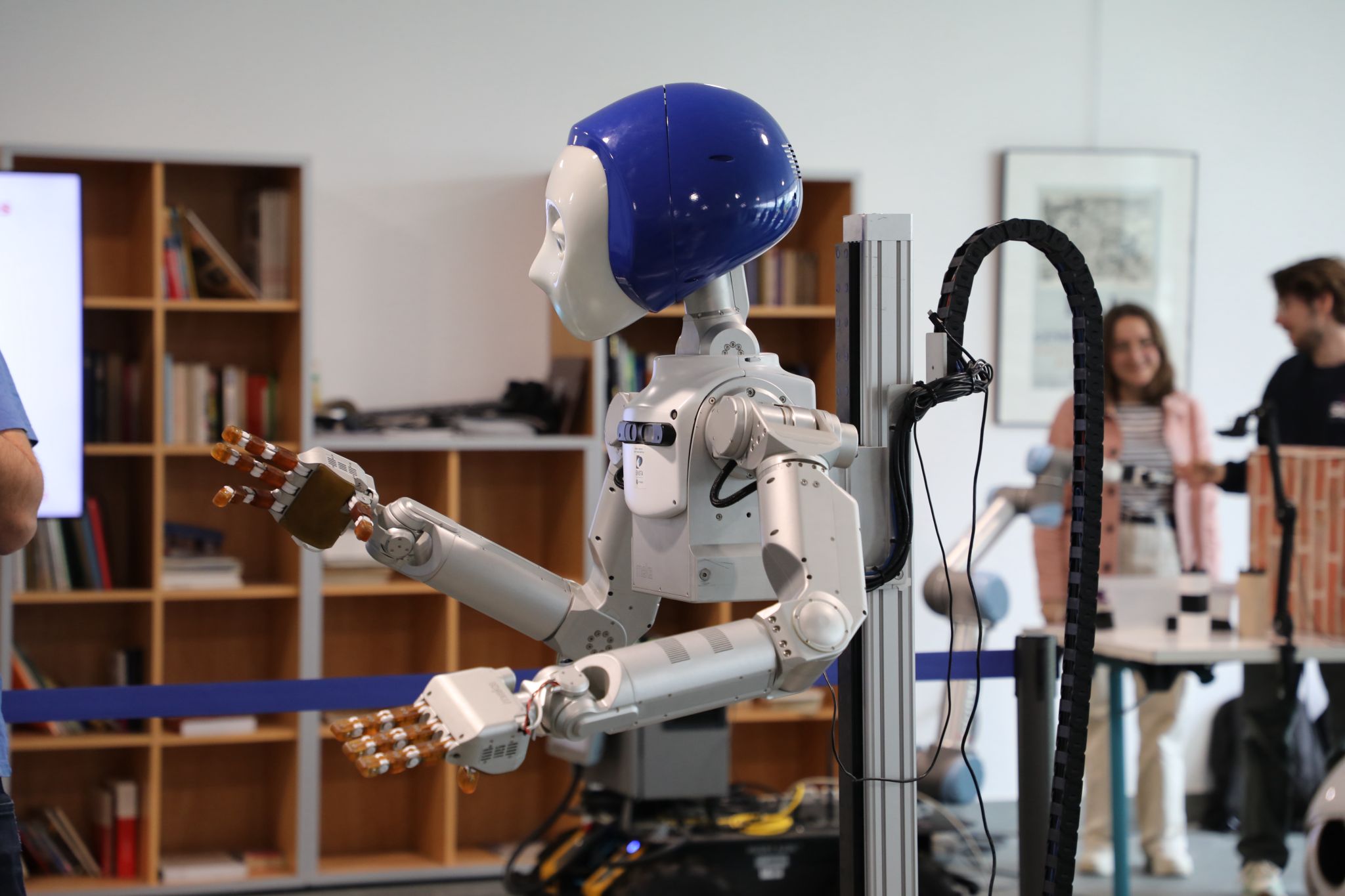 Symposium Hi Paris Robot