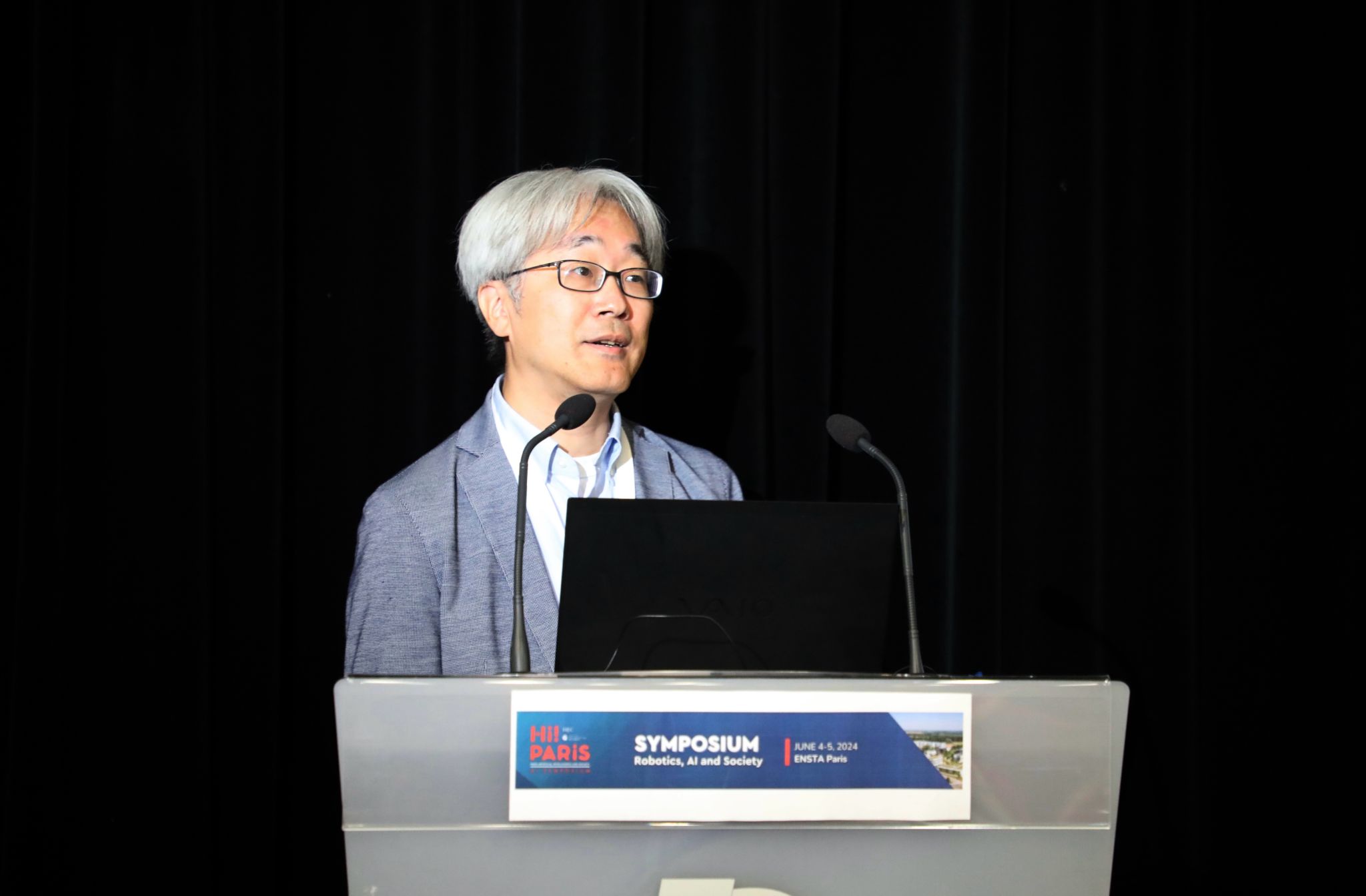 Takayuki Kanda, de l'Université de Kyoto, lors de l'édition 2024 du symposium Hi! Paris