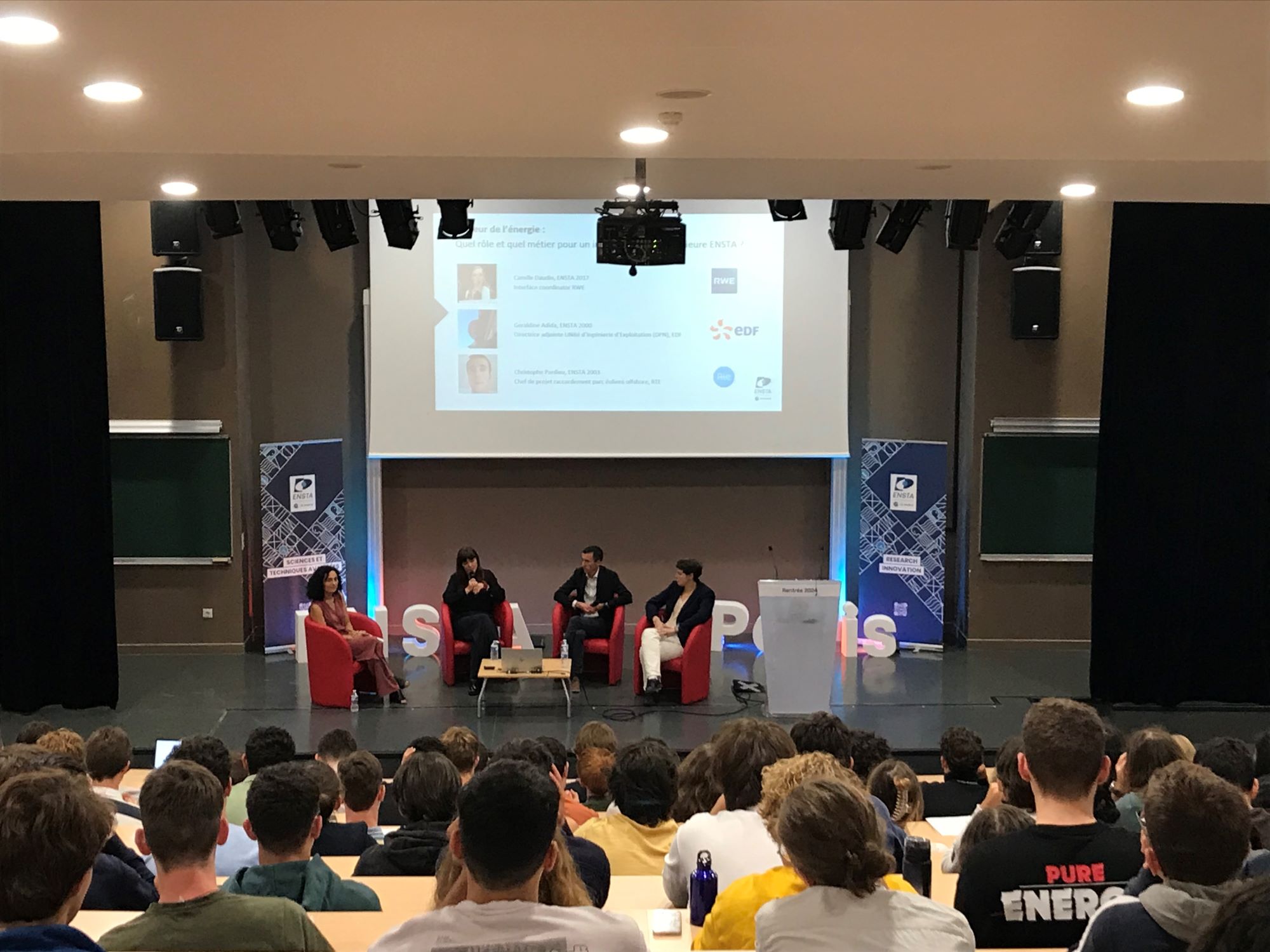 Table ronde sur les débouchés professionnels dans le domaine de l'énergie