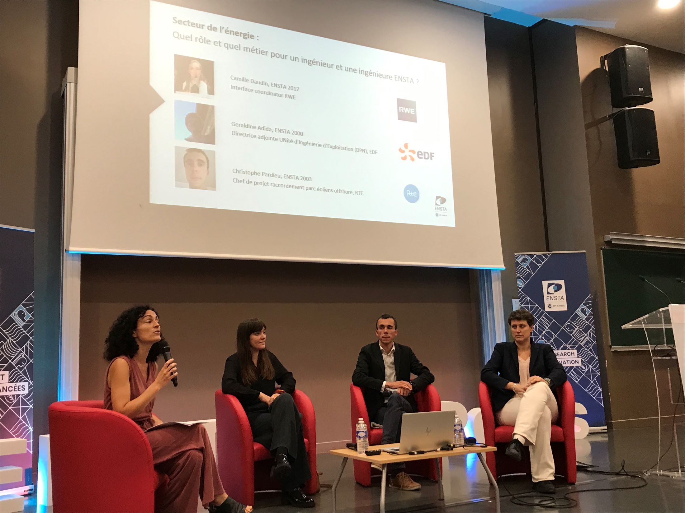 Table ronde sur les débouchés professionnels dans le domaine de l'énergie