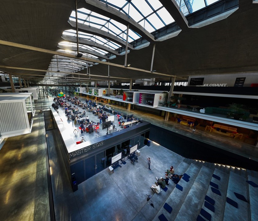 L'arène de Station F